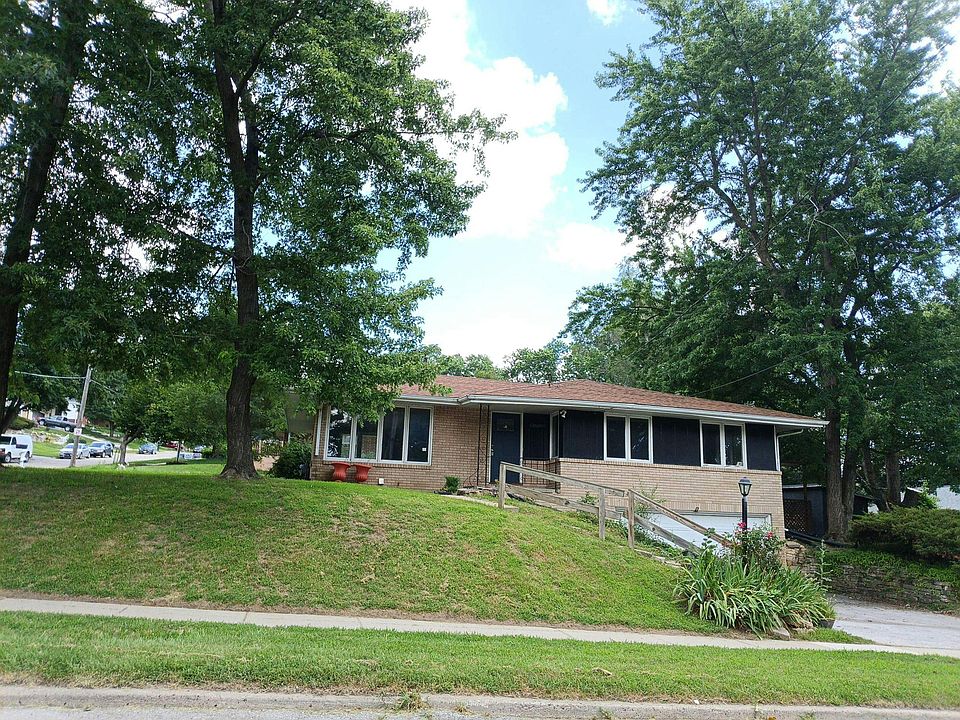1st image of 2501 Boyd St