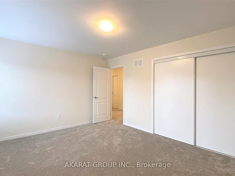 6 Doreen Dr — Photo 35
