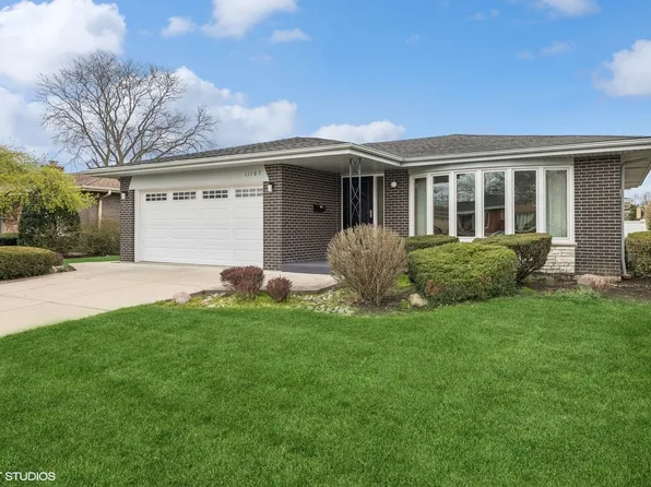 11107 Nelson St, Westchester, IL 60154