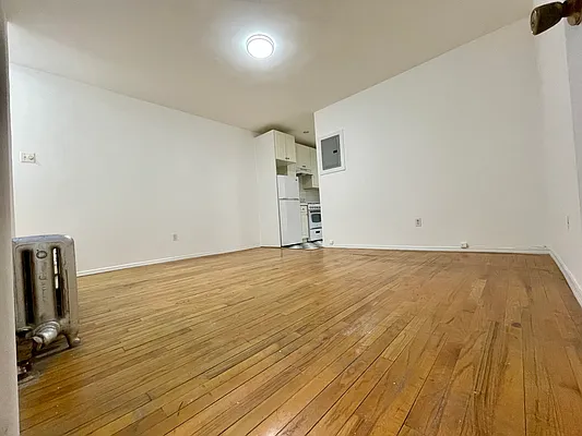 Rented by Building Equity Real Estate LLC | media 4