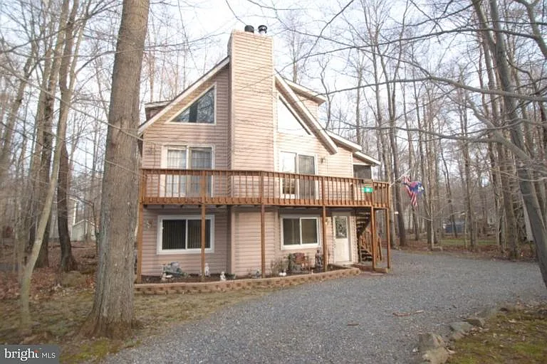 180 Maxatawny Dr photo 1