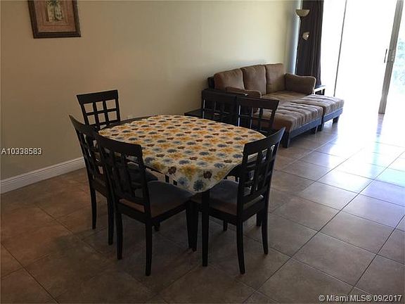 4th image of 1770 NE 191st St #3081