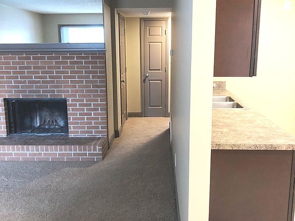 4th image of 1842 Knox St #12