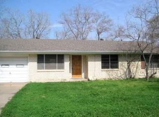 1602 E 25th St, Bryan, TX 77802