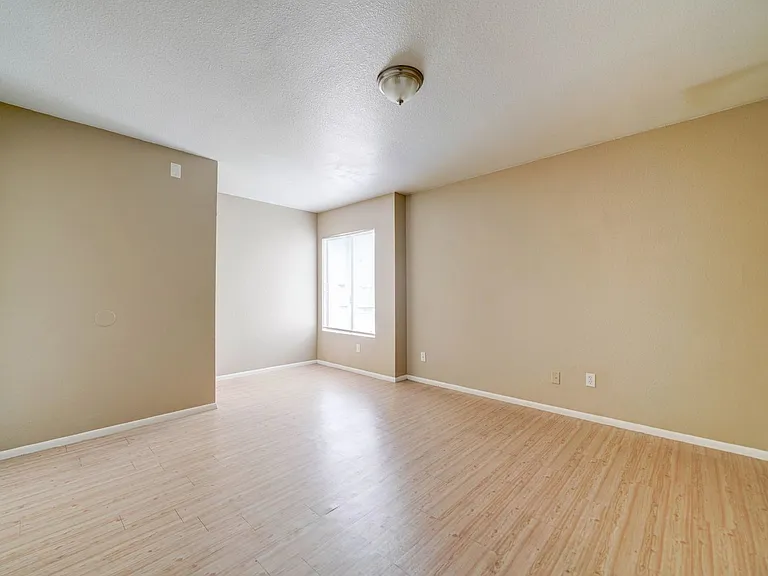 3840 N 43rd Ave #2 — Photo 17