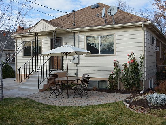 3rd image of 1416 E Ramona Ave
