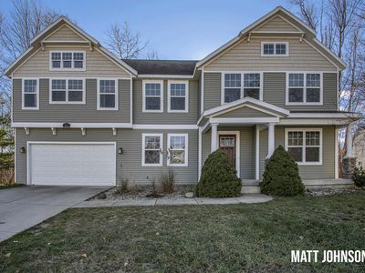 951 Katie Ct, Norton Shores, MI, 49441
