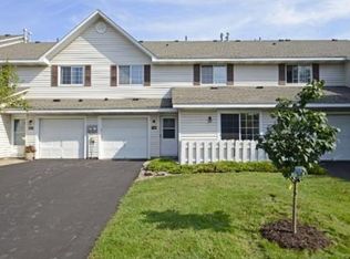 2566 Heritage Dr, Mendota Heights, MN 55120