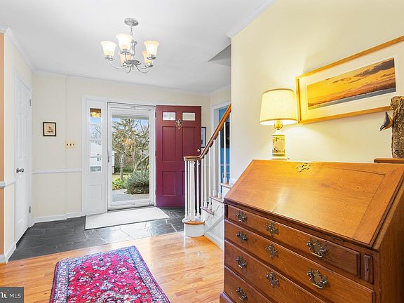 4th image of 43 Harlech Dr