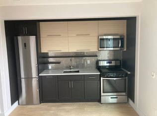 1864 Hart St #4R, Ridgewood, NY 11385