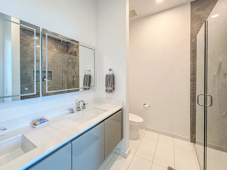 123 Lexington Ave #1402 — Photo 20