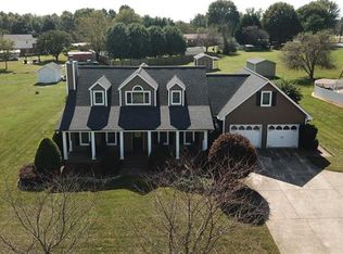 152 Pleasant Gardens Dr, Taylorsville, NC 28681