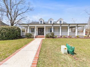 200 Emily Cir, Lafayette, LA 70508