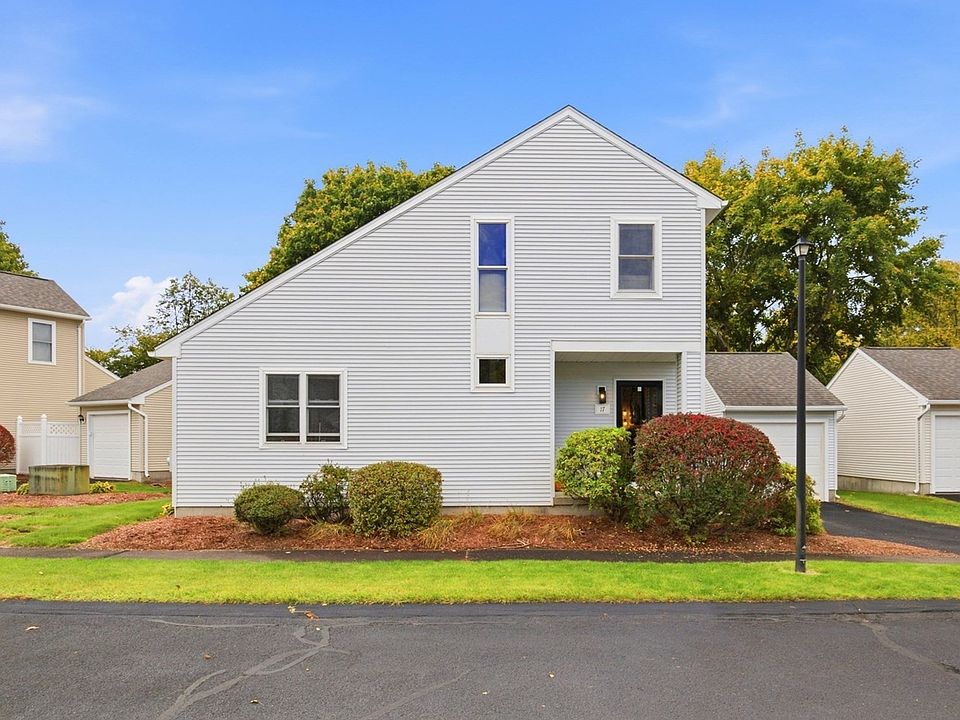 1st image of 17 Curry Ln #17