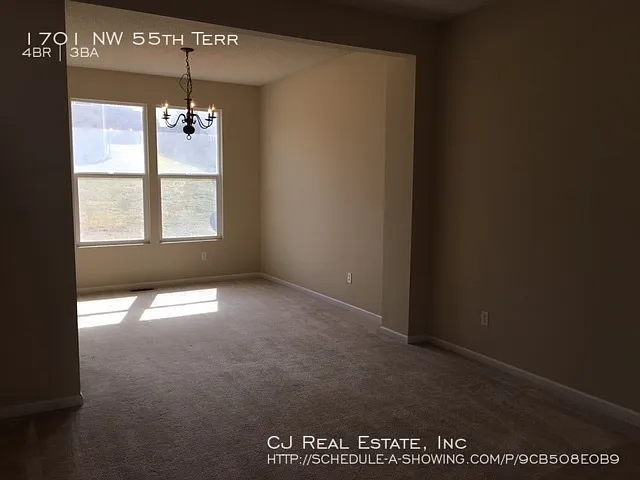 4 bed, 2.5 bath, $2,385 — Photo 3