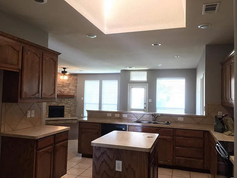 4024 Claymore Ln — Photo 7