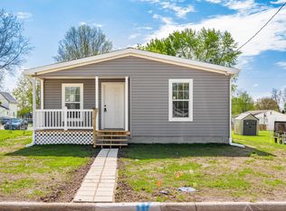 84 Riley Ave, London, OH 43140