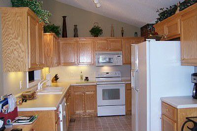 2nd image of 10 Briar Chase Ct