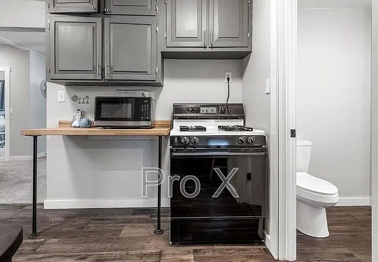 415 N Pennsylvania St — Photo 7