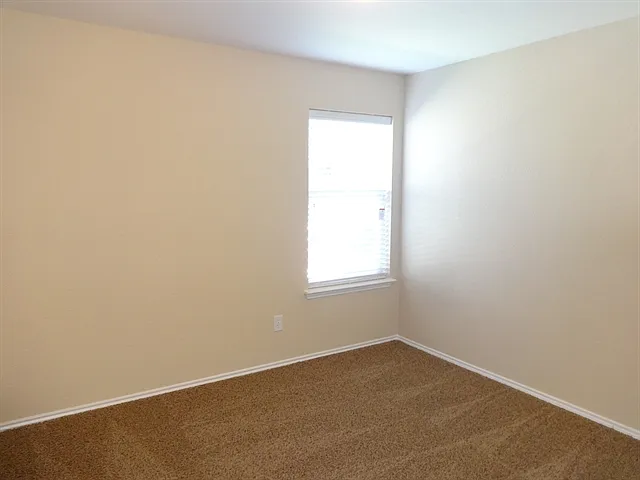 616 Bent Oak Dr — Photo 13