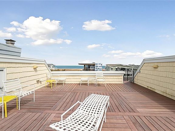 5th image of 6109 Ocean Front Ave