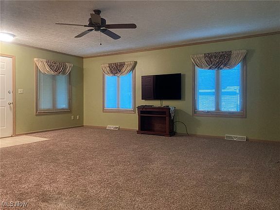 2nd image of 2778 Eastwood Dr