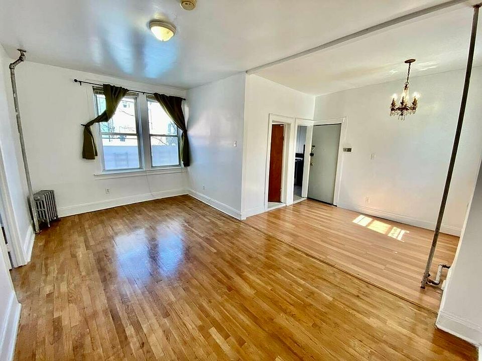 1st image of 358 Sackett St #2F