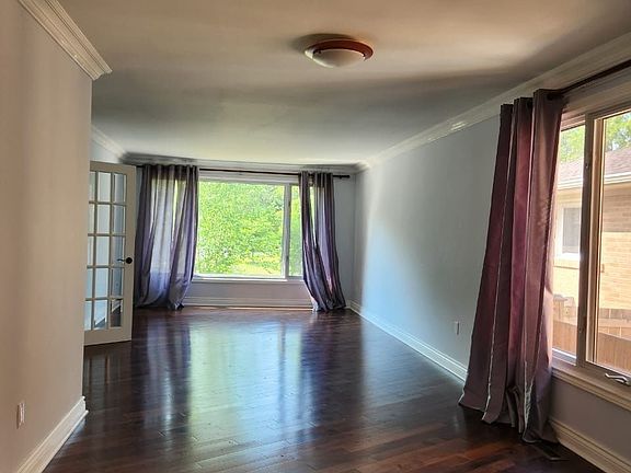 4th image of 12 Bowshelm Ct
