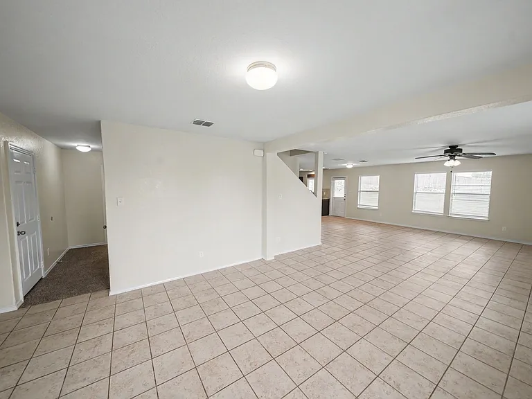 25003 Marshall Blf — Photo 10