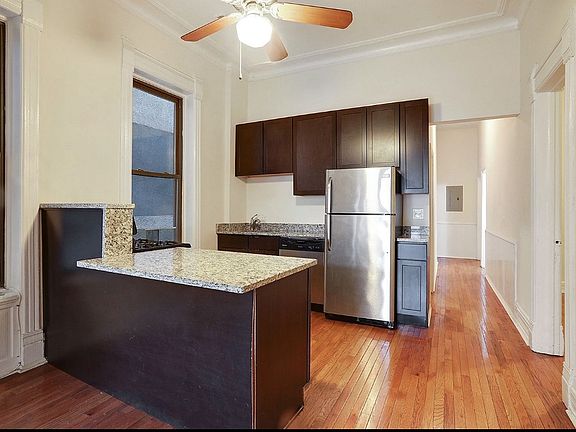 3rd image of 2050 W North Ave APT 2