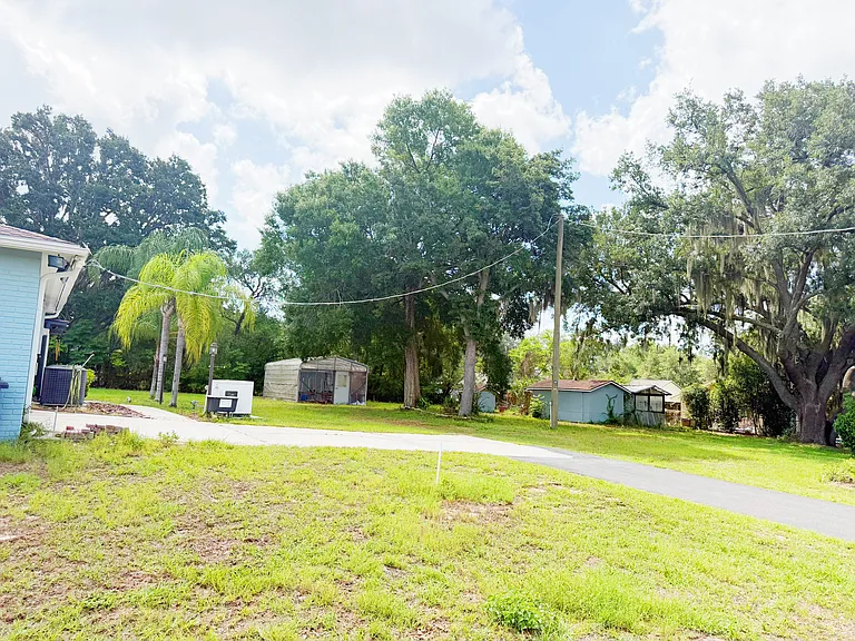 1313 Brooker Rd — Photo 18