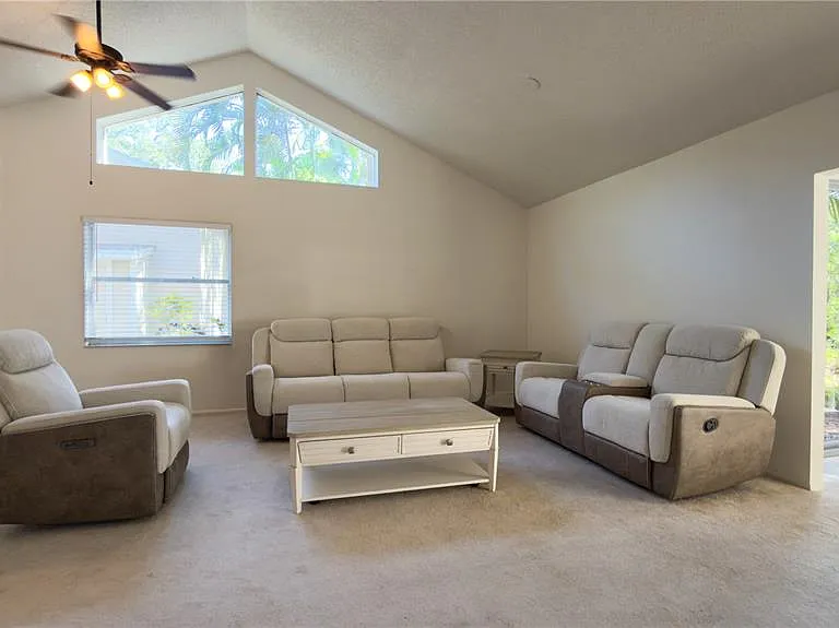4857 Village Gardens Dr #183 — Photo 4