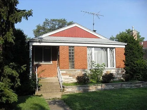 14240 Minerva Ave photo 1