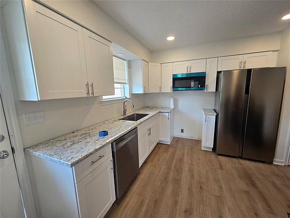 2nd image of 4704 Park Dr S