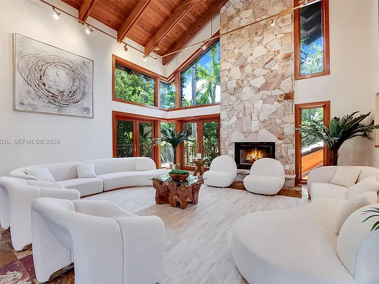 6960 Mira Flores Ave — Photo 29