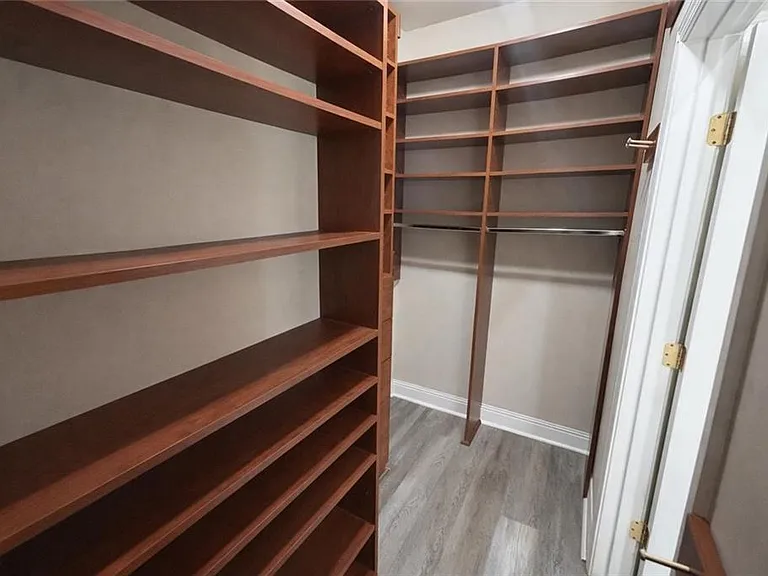 4107 Stratford Cmns — Photo 12