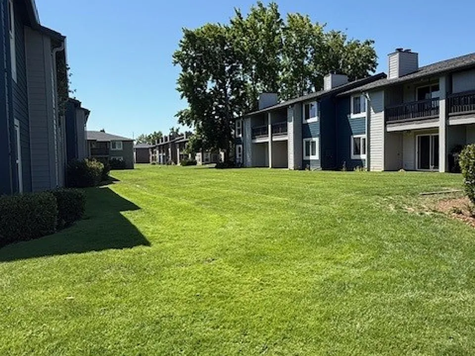 Fishers Mill Apartments