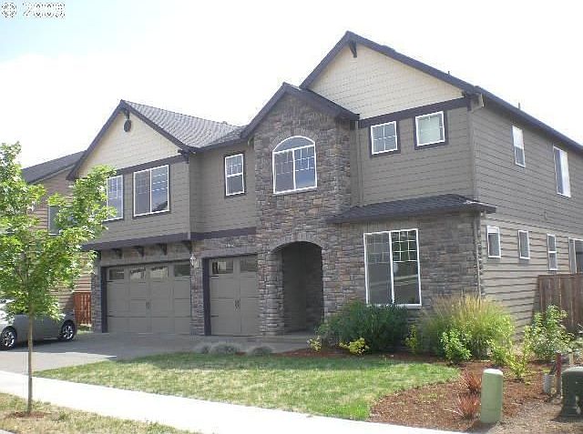 2nd image of 14682 SE Pebble Beach Dr