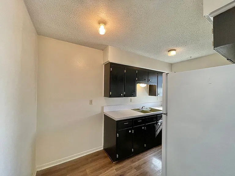 624 Sunset Ln — Photo 21