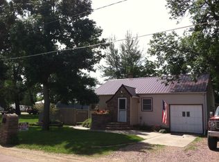 105 E Washington St, Marion, SD 57043