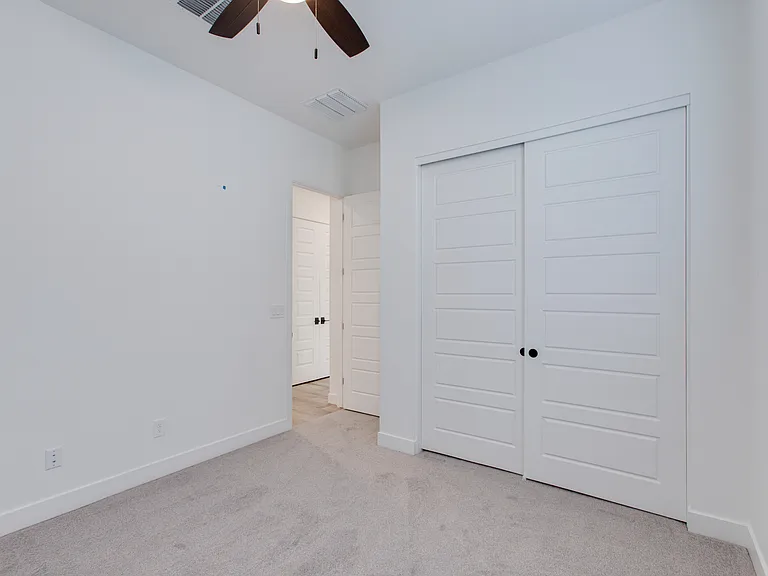 Guest Bedroom (Bedroom 4)