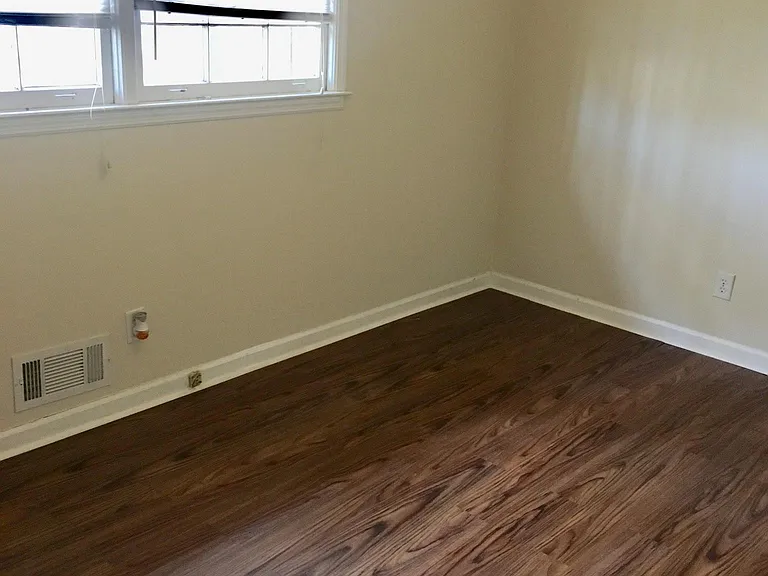 4420 Gary Ln NW — Photo 9