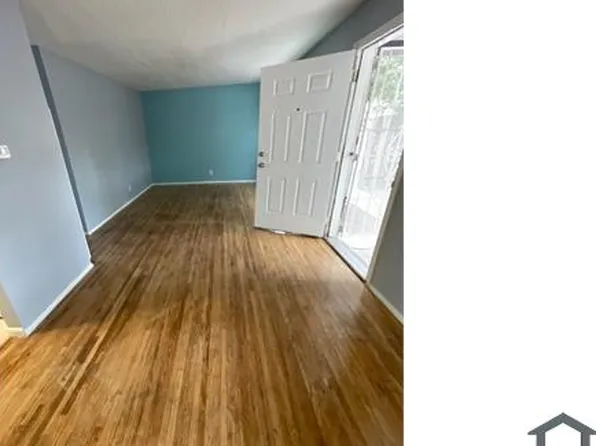 541 Palomas Dr SE #2, Albuquerque, NM 87108