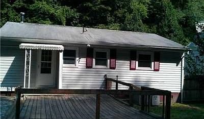 3rd image of 307 Dry Branch Dr