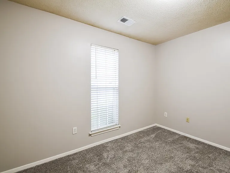 4255 Man Of War Dr — Photo 13