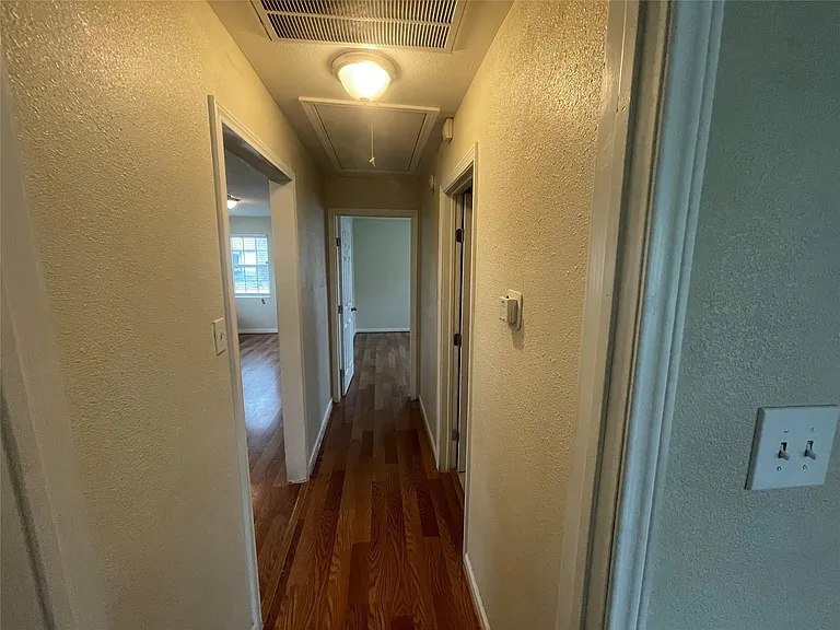 6315 Sayers St — Photo 8