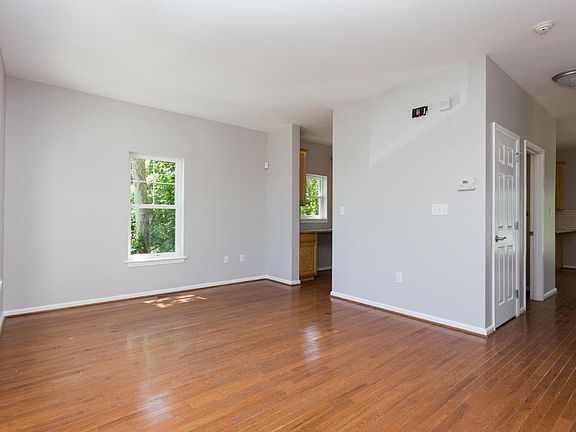 5th image of 38 Montclair Ave