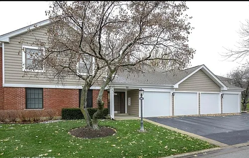 50 Regent Cir #C1 Photo 1