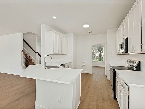5th image of 5925 Pine Meadow Ln