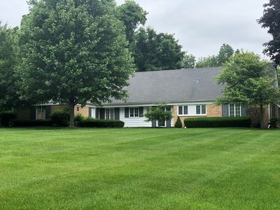 1482 Banbury Rd, Inverness, IL, 60067